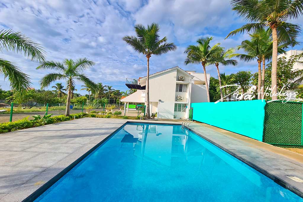 best vacation rentals in ecr with swimming pool