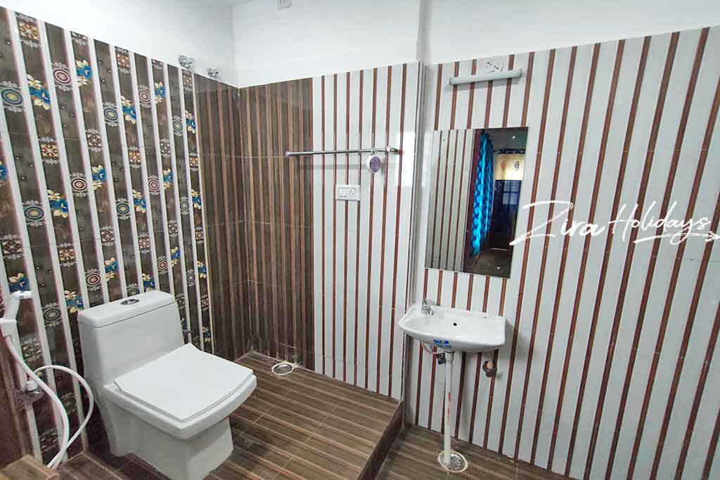 kodaikanal resort restroom