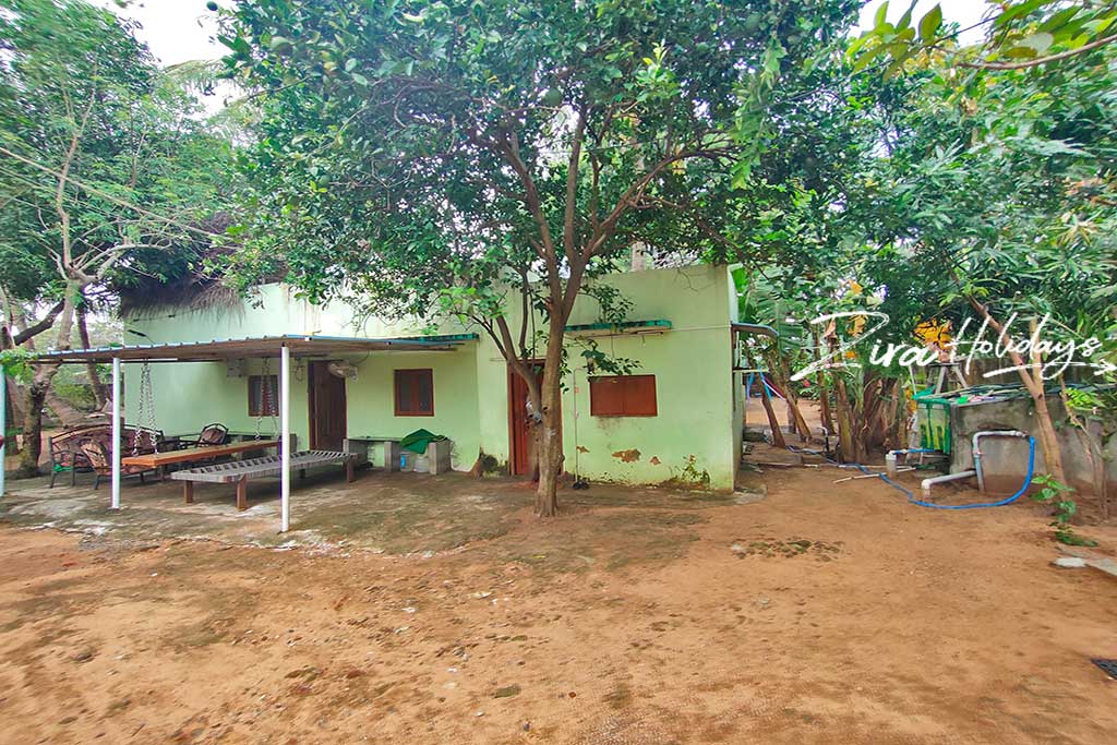 farm stays for couples in ecr