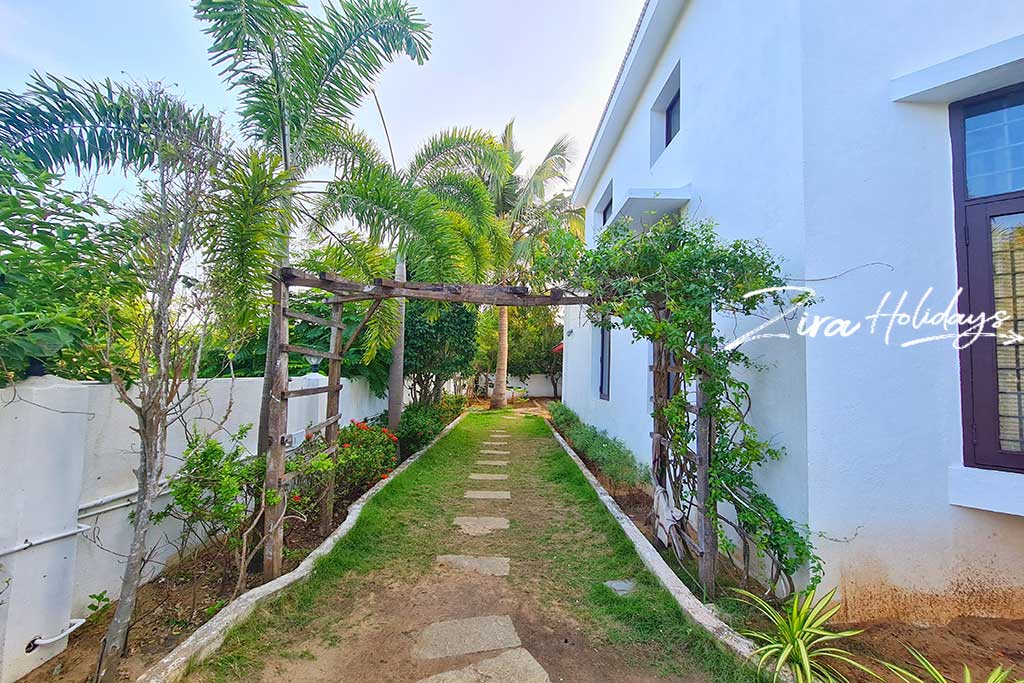beach house for new year party in ecr