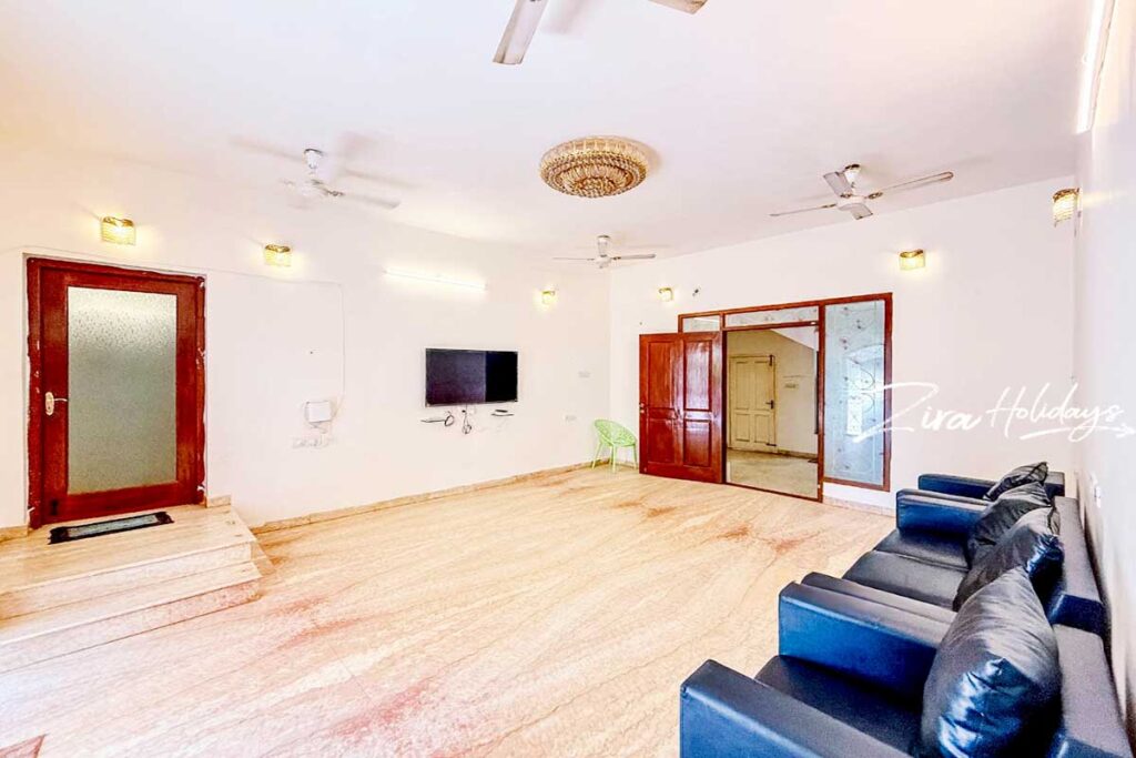 beach house near mayajaal kanathur