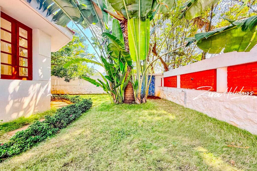 golden crest villa ecr outdoor