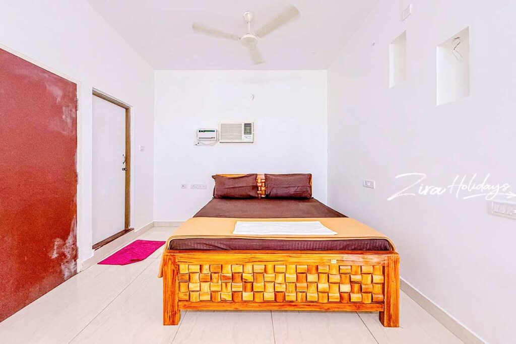 lucas villa ecr price