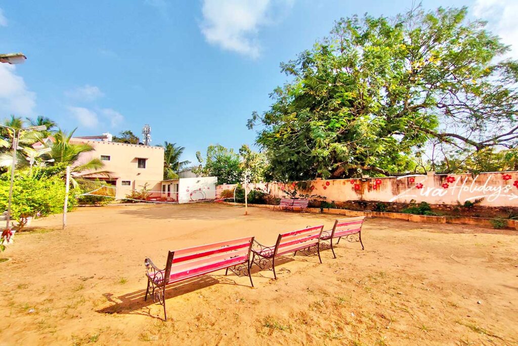 independent 3bhk beach house ecr