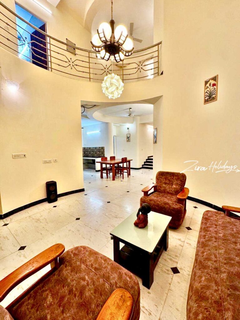 3bhk pool villa for small groups