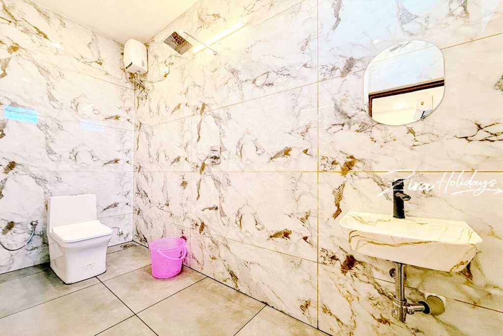 zee square beach house ecr restroom