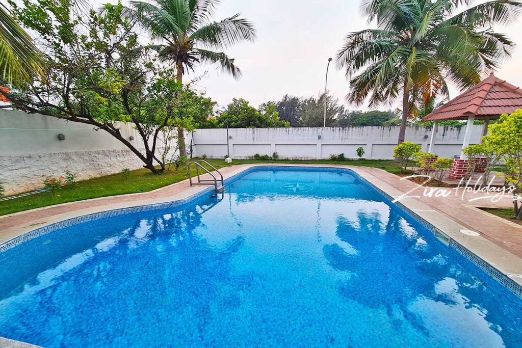 heaven beach house ecr swimming pool
