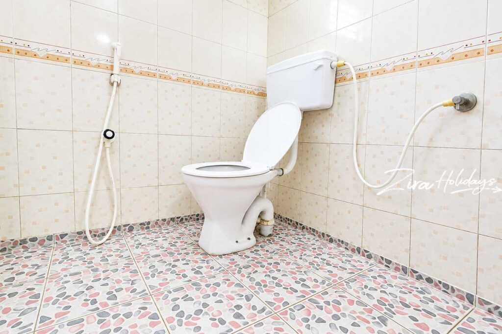 restroom regent beach house kovalam ecr