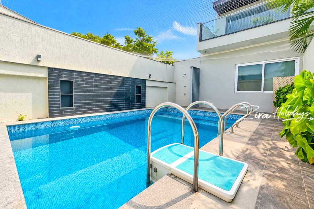 Luxury beach house in ECR with a private swimming pool