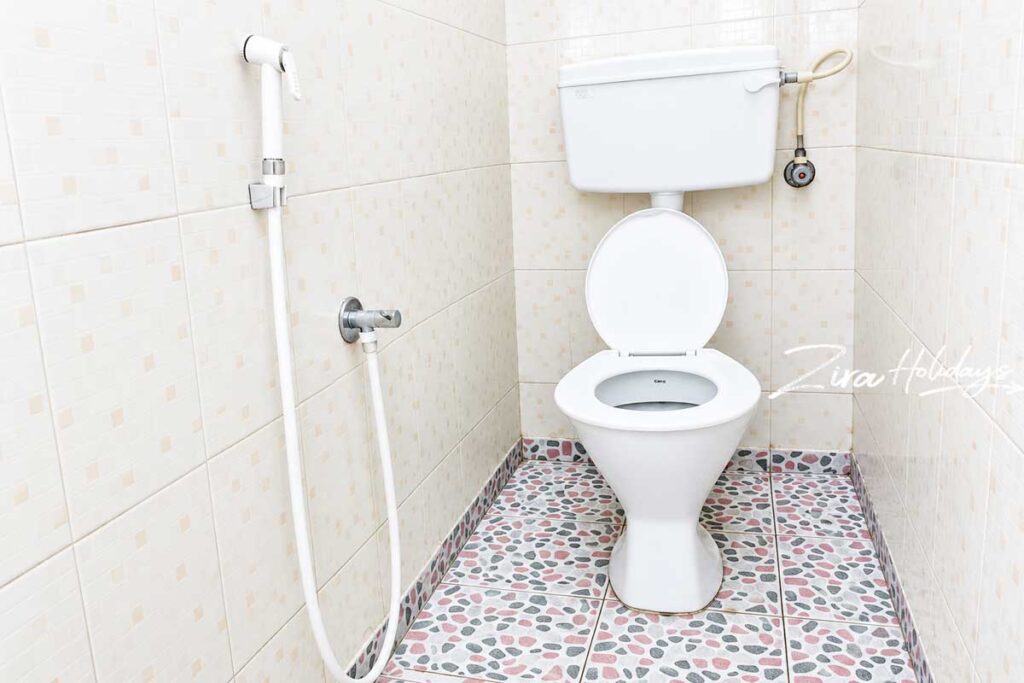 regent beach house restroom