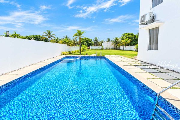 Luxury-Beach-House-in-Kuvathur