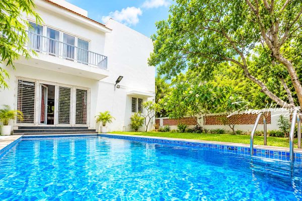 mangrove villa ecr