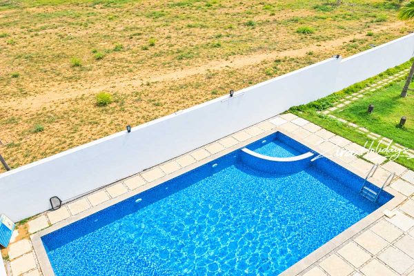 Sun-Bay-Beach-House-swimming-pool