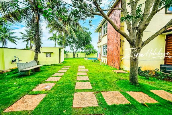 ecr green treat farm house for rent