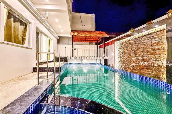 ecr-luxury-villas-with-private-swiiming-pool