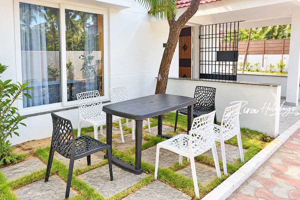 ecr-party-villa-with-garden-space