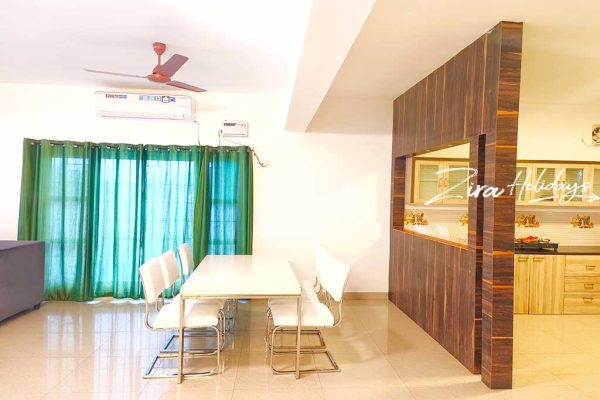 emy beach house ecr location
