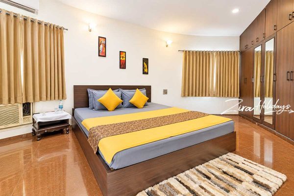 Group stay in ECR at a spacious private farm house