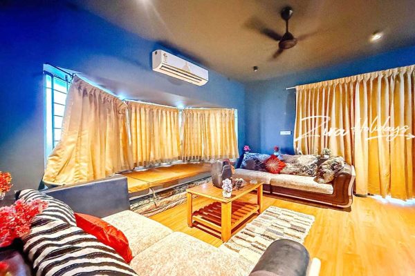 green treat farm house ecr indoor