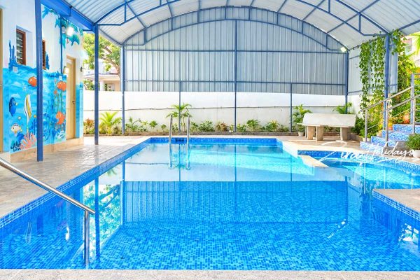 majestic-villa-ecr-swimming-pool